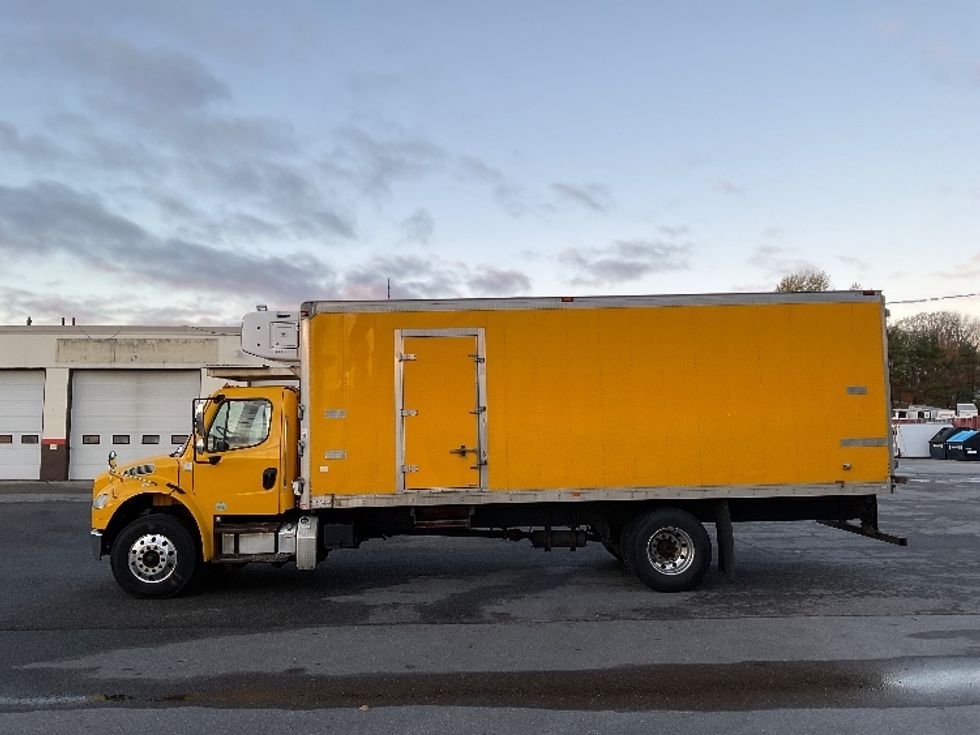 Refrigerated Truck-Light and Medium Duty Trucks-Freightliner-2019-M2-Chicopee-MA-275,877\n\t\tmiles-$ 25,750 - Image 4