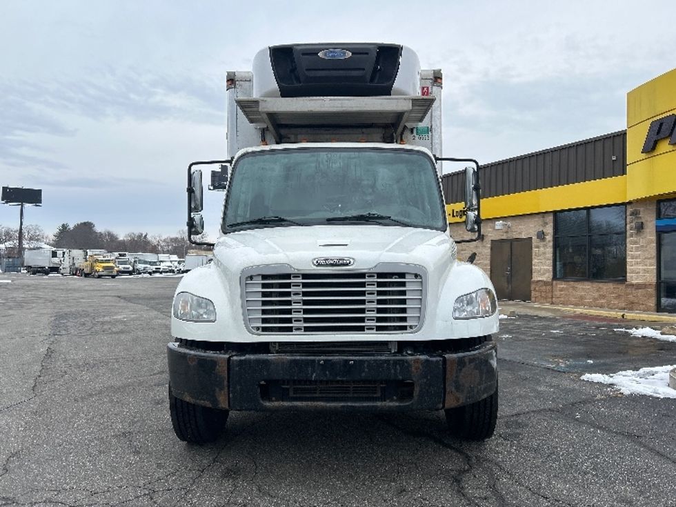 Refrigerated Truck-Light and Medium Duty Trucks-Freightliner-2019-M2-Chicopee-MA-282,689\n\t\tmiles-$ 25,250 - Image 2