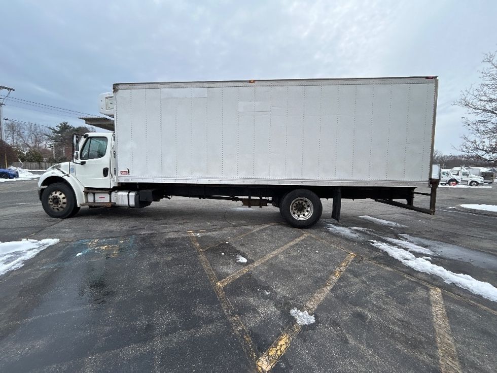 Refrigerated Truck-Light and Medium Duty Trucks-Freightliner-2019-M2-Chicopee-MA-282,689\n\t\tmiles-$ 25,250 - Image 4