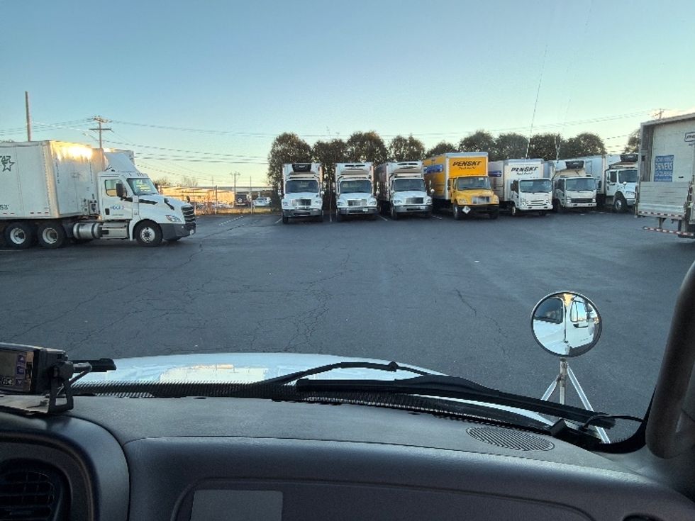 Refrigerated Truck-Light and Medium Duty Trucks-Freightliner-2019-M2-Chicopee-MA-300,328\n\t\tmiles-$ 44,250 - Image 20