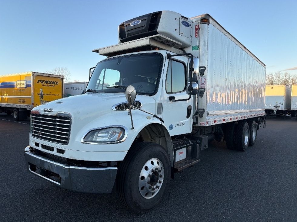 Refrigerated Truck-Light and Medium Duty Trucks-Freightliner-2019-M2-Chicopee-MA-300,328\n\t\tmiles-$ 44,250 - Image 3