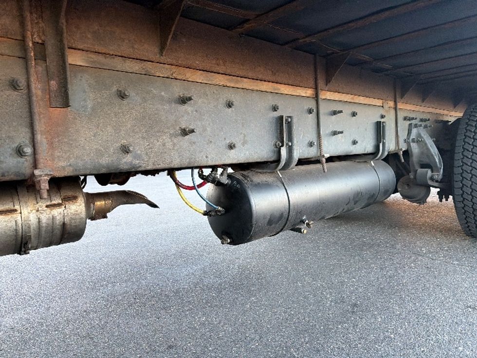 Refrigerated Truck-Light and Medium Duty Trucks-Freightliner-2019-M2-Chicopee-MA-300,328\n\t\tmiles-$ 44,250 - Image 5