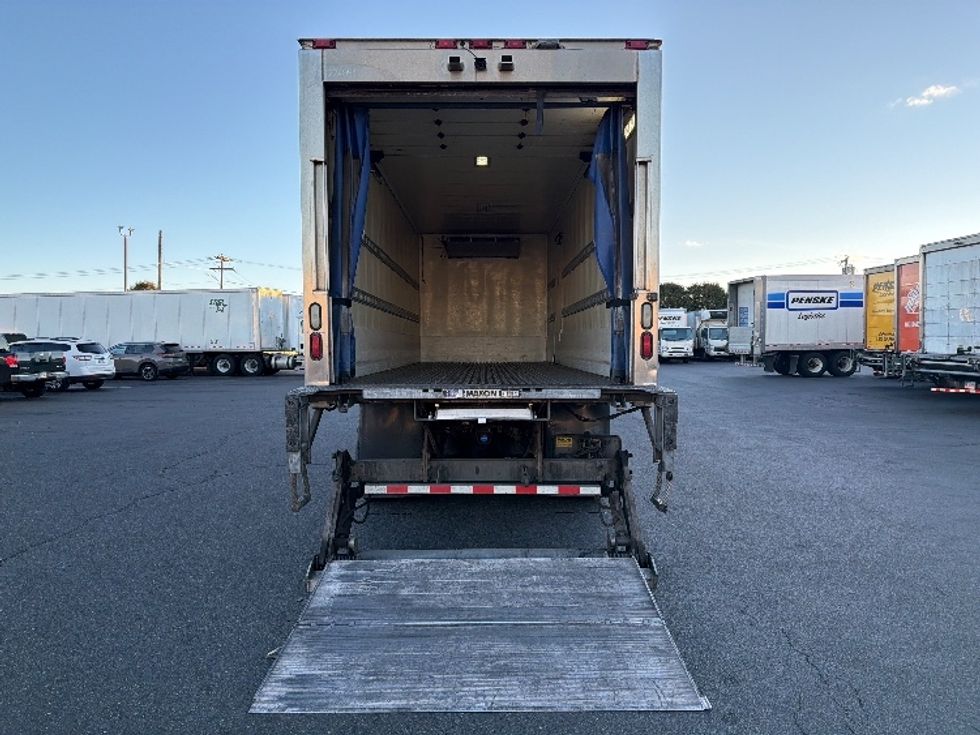 Refrigerated Truck-Light and Medium Duty Trucks-Freightliner-2019-M2-Chicopee-MA-300,328\n\t\tmiles-$ 44,250 - Image 9