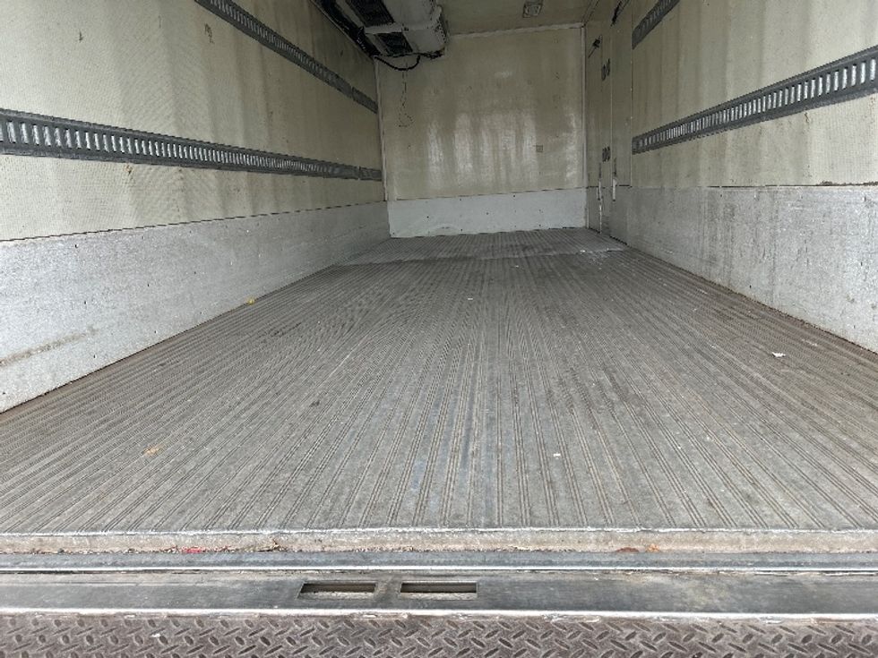 Refrigerated Truck-Light and Medium Duty Trucks-Freightliner-2019-M2-Chicopee-MA-340,642\n\t\tmiles-$ 24,500 - Image 10