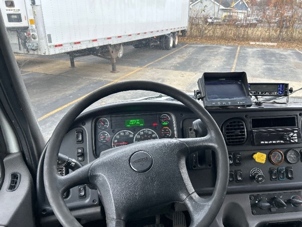 Refrigerated Truck-Light and Medium Duty Trucks-Freightliner-2019-M2-Chicopee-MA-340,642\n\t\tmiles-$ 24,500 - Image 18