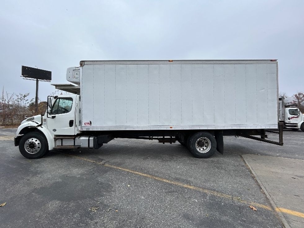 Refrigerated Truck-Light and Medium Duty Trucks-Freightliner-2019-M2-Chicopee-MA-340,642\n\t\tmiles-$ 24,500 - Image 4