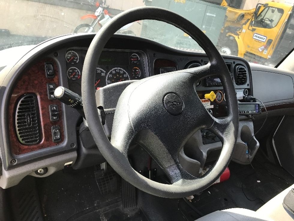 Refrigerated Truck-Light and Medium Duty Trucks-Freightliner-2019-M2-Chino-CA-158,971\n\t\tmiles-$ 68,250 - Image 17