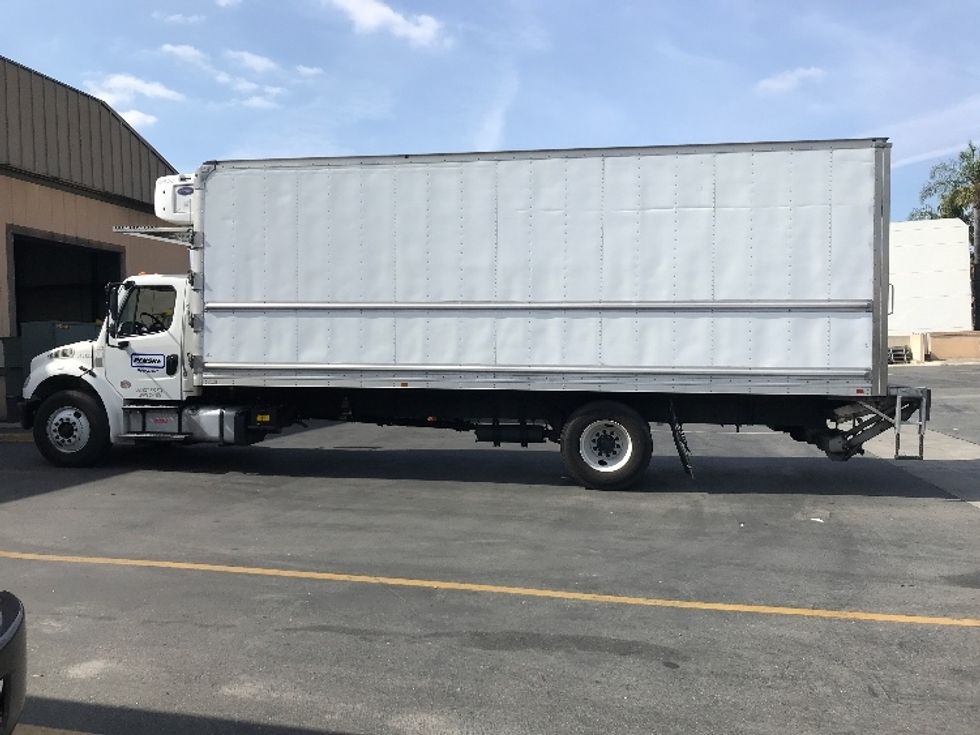 Refrigerated Truck-Light and Medium Duty Trucks-Freightliner-2019-M2-Chino-CA-158,971\n\t\tmiles-$ 68,250 - Image 4