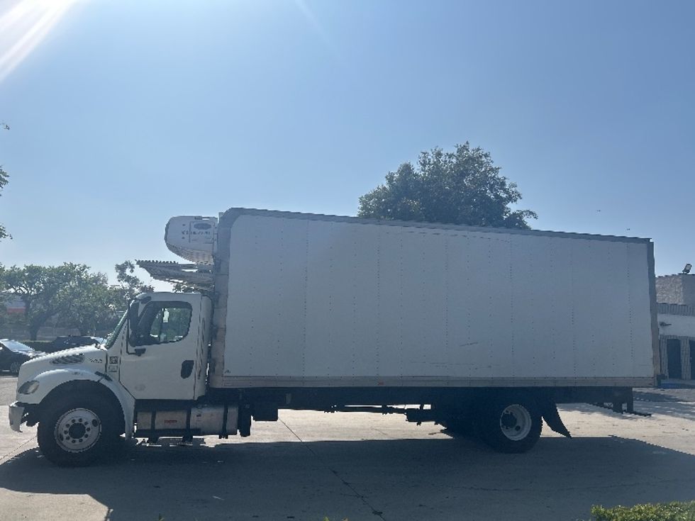 Refrigerated Truck-Light and Medium Duty Trucks-Freightliner-2019-M2-City Of Industry-CA-236,617\n\t\tmiles-$ 47,750 - Image 4