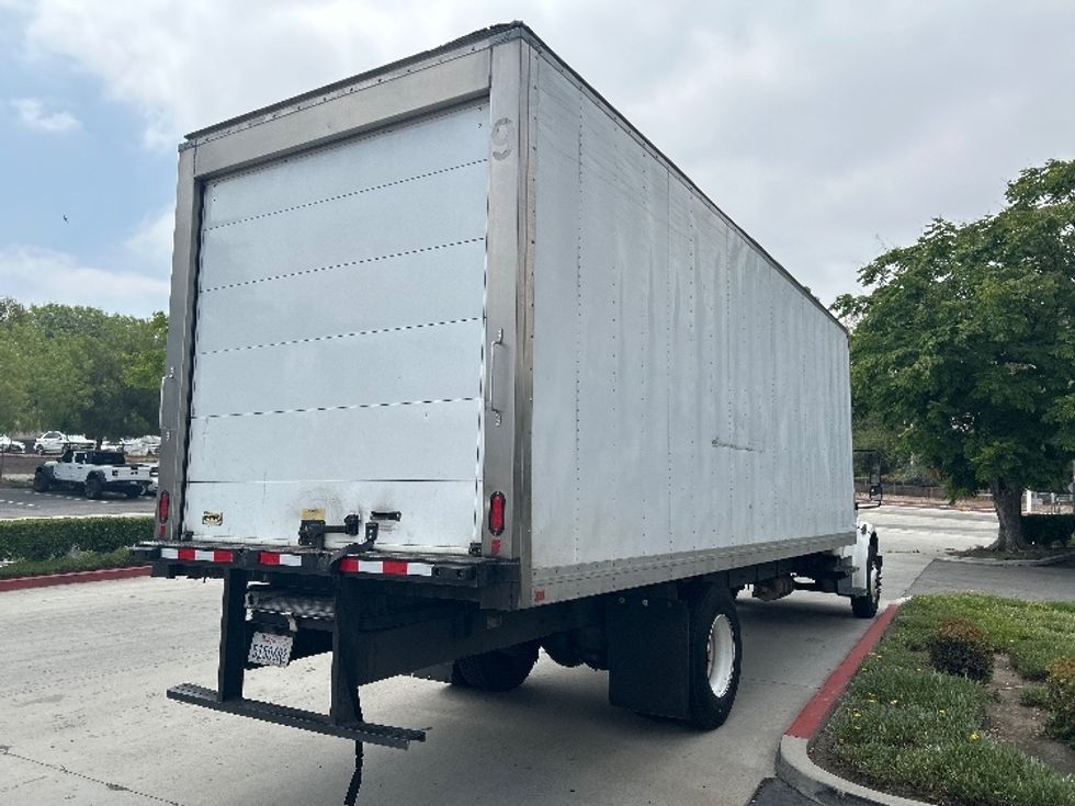 Refrigerated Truck-Light and Medium Duty Trucks-Freightliner-2019-M2-City Of Industry-CA-276,393\n\t\tmiles-$ 42,000 - Image 12