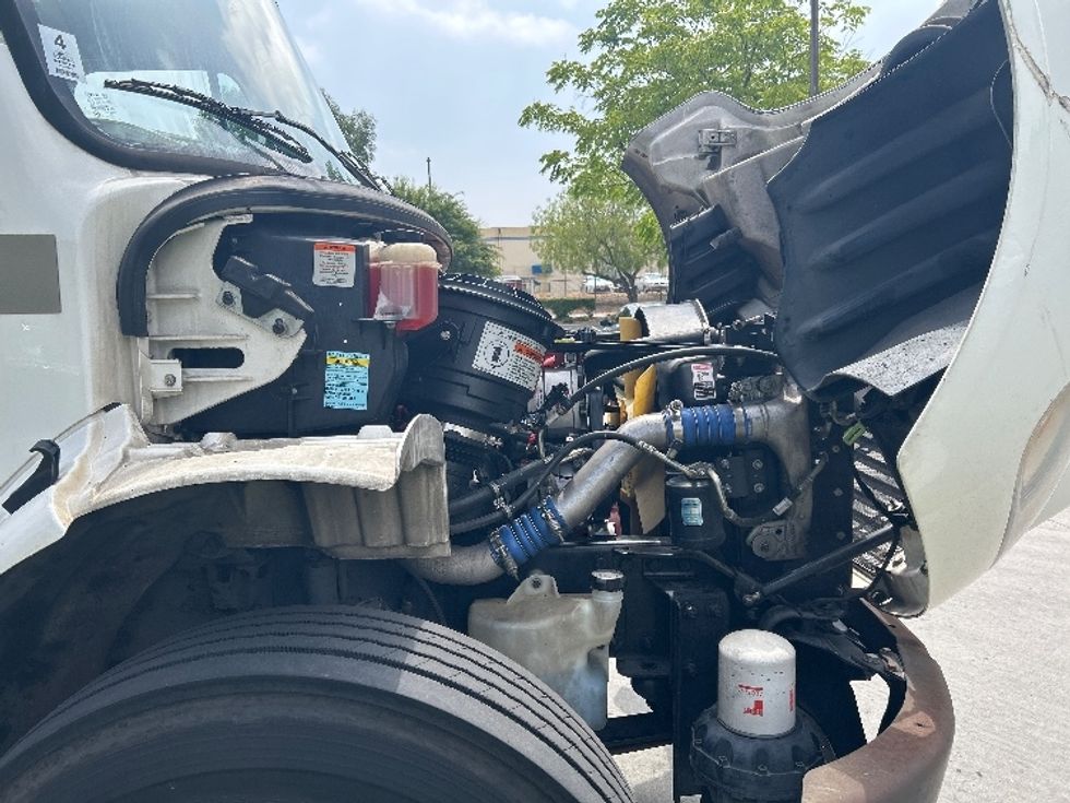Refrigerated Truck-Light and Medium Duty Trucks-Freightliner-2019-M2-City Of Industry-CA-276,393\n\t\tmiles-$ 42,000 - Image 22