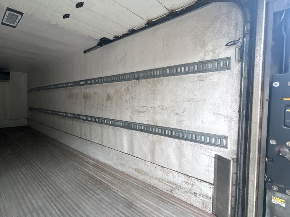Refrigerated Truck-Light and Medium Duty Trucks-Freightliner-2019-M2-Clackamas-OR-295,701\n\t\tmiles-$ 47,000 - Image 12