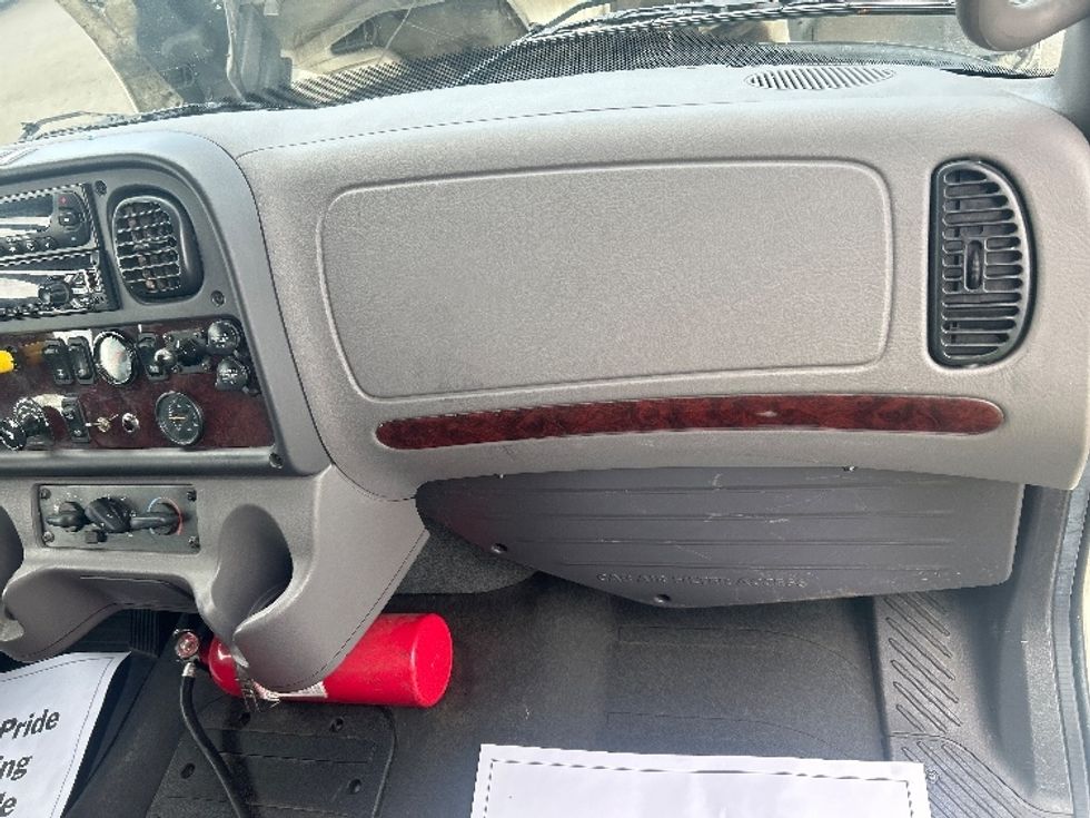 Refrigerated Truck-Light and Medium Duty Trucks-Freightliner-2019-M2-Clackamas-OR-295,701\n\t\tmiles-$ 47,000 - Image 21