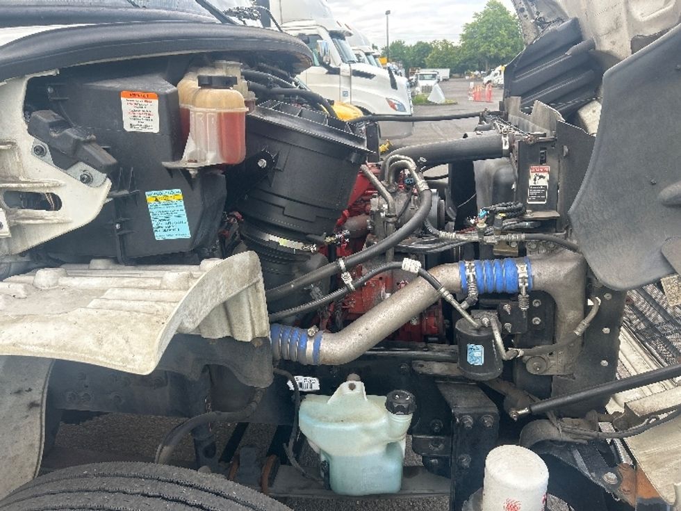 Refrigerated Truck-Light and Medium Duty Trucks-Freightliner-2019-M2-Clackamas-OR-295,701\n\t\tmiles-$ 47,000 - Image 23