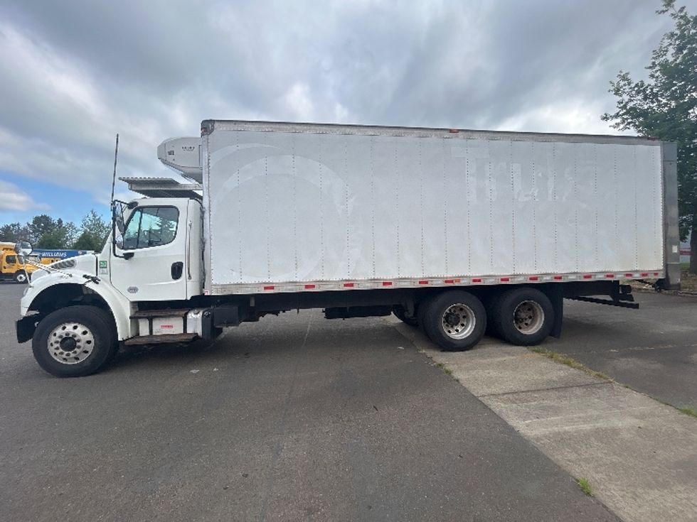 Refrigerated Truck-Light and Medium Duty Trucks-Freightliner-2019-M2-Clackamas-OR-295,701\n\t\tmiles-$ 47,000 - Image 4