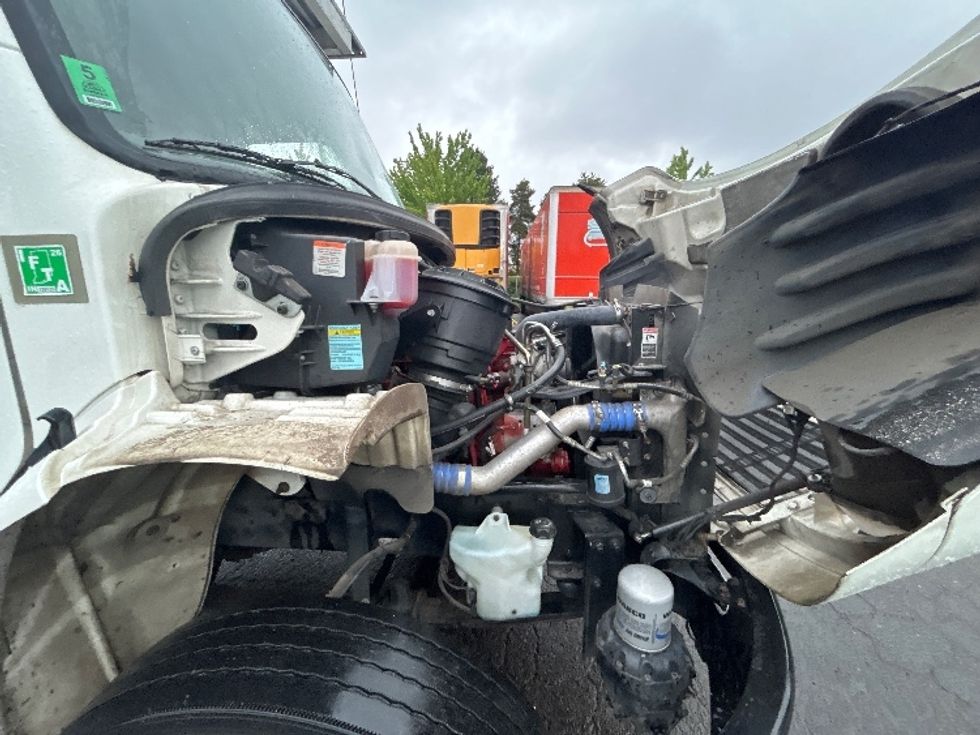 Refrigerated Truck-Light and Medium Duty Trucks-Freightliner-2019-M2-Clackamas-OR-326,140\n\t\tmiles-$ 40,250 - Image 23