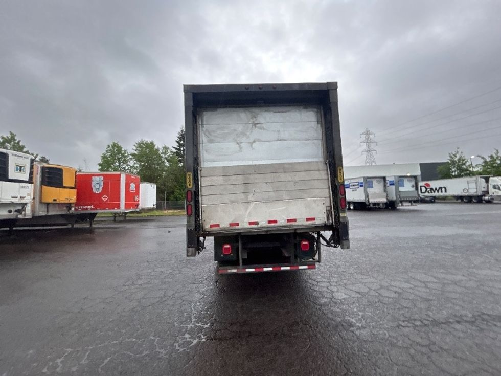 Refrigerated Truck-Light and Medium Duty Trucks-Freightliner-2019-M2-Clackamas-OR-326,140\n\t\tmiles-$ 40,250 - Image 7