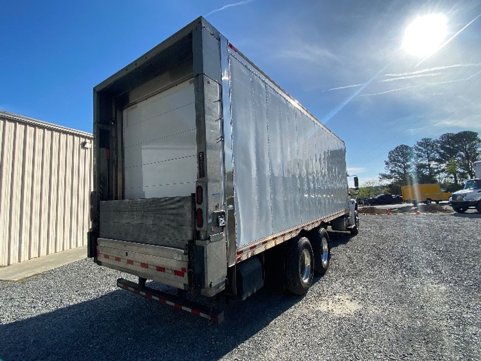 Refrigerated Truck-Light and Medium Duty Trucks-Freightliner-2019-M2-Cleveland-TN-175,621\n\t\tmiles-$ 56,250 - Image 13