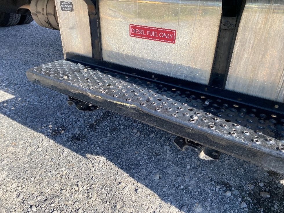 Refrigerated Truck-Light and Medium Duty Trucks-Freightliner-2019-M2-Cleveland-TN-175,621\n\t\tmiles-$ 56,250 - Image 30