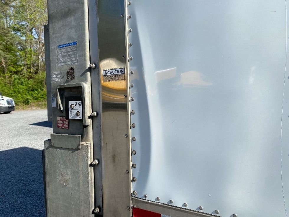 Refrigerated Truck-Light and Medium Duty Trucks-Freightliner-2019-M2-Cleveland-TN-175,621\n\t\tmiles-$ 56,250 - Image 31