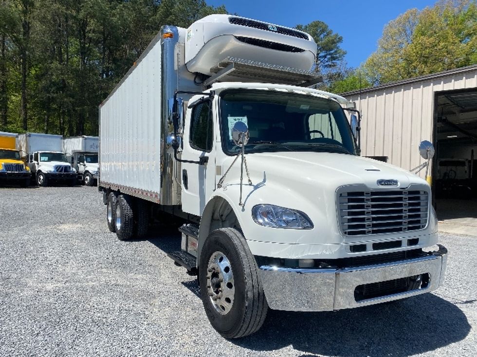 Refrigerated Truck-Light and Medium Duty Trucks-Freightliner-2019-M2-Cleveland-TN-189,300\n\t\tmiles-$ 55,750 - Image 1