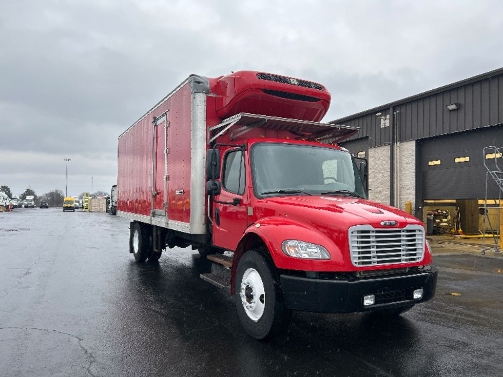 Refrigerated Truck-Light and Medium Duty Trucks-Freightliner-2019-M2-Columbus-OH-120,120\n\t\tmiles-$ 58,250 - Image 1
