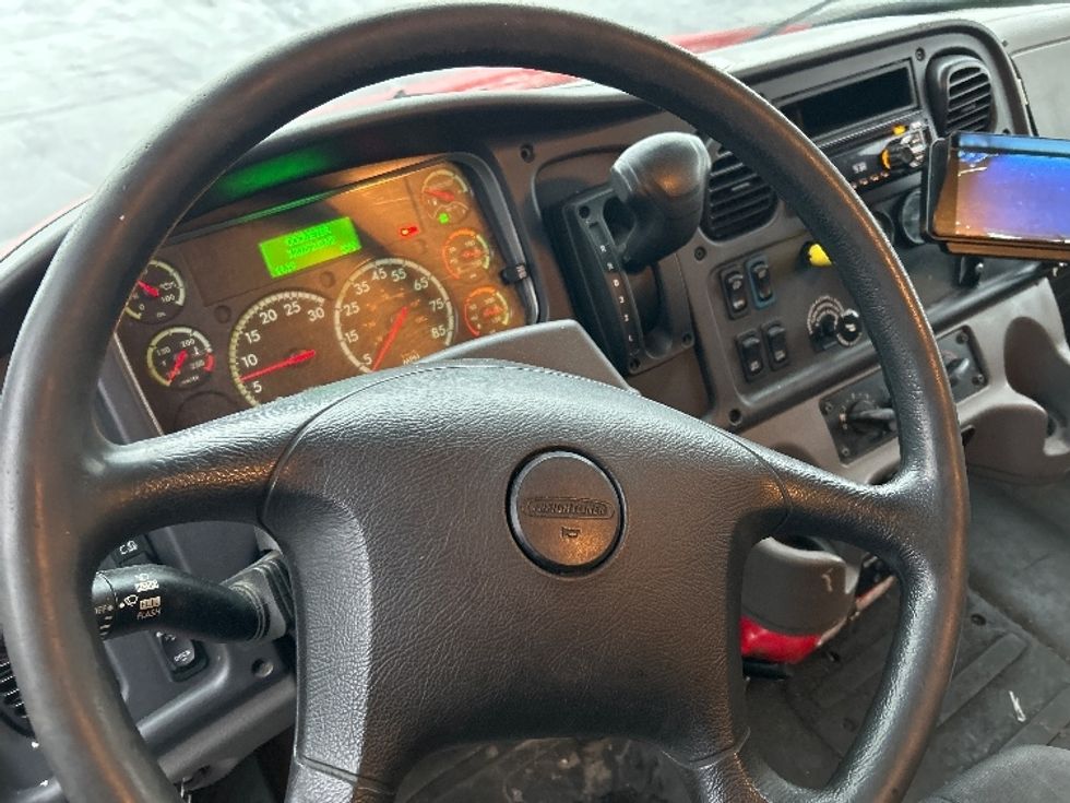 Refrigerated Truck-Light and Medium Duty Trucks-Freightliner-2019-M2-Columbus-OH-120,120\n\t\tmiles-$ 58,250 - Image 16