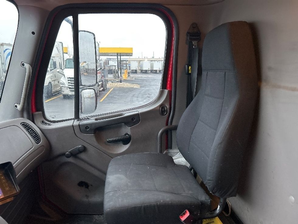 Refrigerated Truck-Light and Medium Duty Trucks-Freightliner-2019-M2-Columbus-OH-120,120\n\t\tmiles-$ 58,250 - Image 18