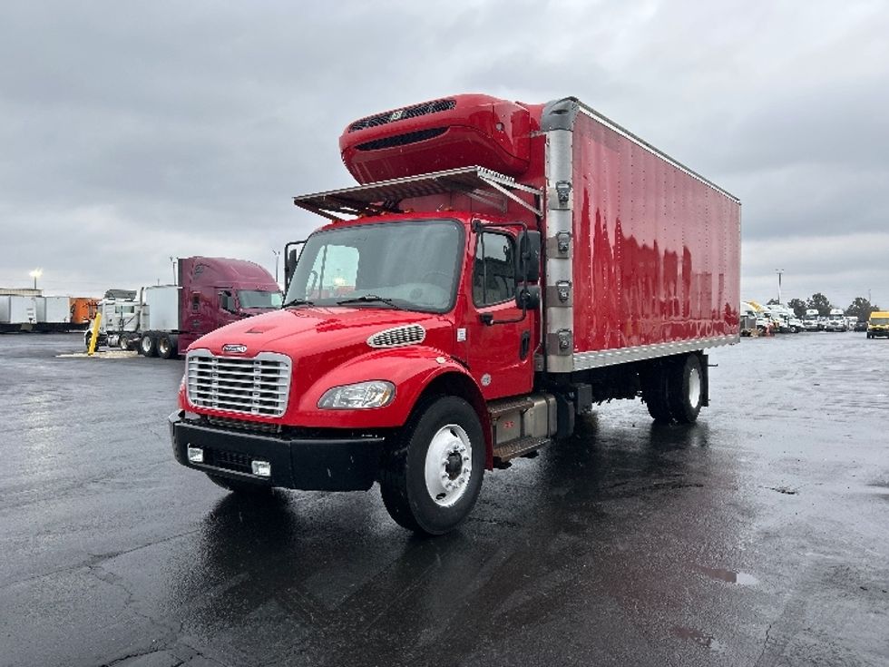 Refrigerated Truck-Light and Medium Duty Trucks-Freightliner-2019-M2-Columbus-OH-120,120\n\t\tmiles-$ 58,250 - Image 3
