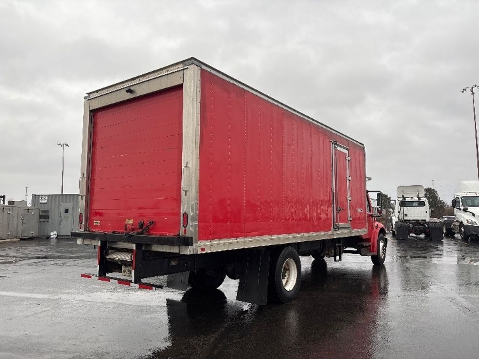Refrigerated Truck-Light and Medium Duty Trucks-Freightliner-2019-M2-Columbus-OH-147,163\n\t\tmiles-$ 55,250 - Image 12