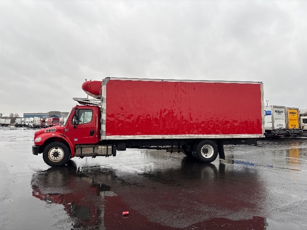 Refrigerated Truck-Light and Medium Duty Trucks-Freightliner-2019-M2-Columbus-OH-147,163\n\t\tmiles-$ 55,250 - Image 4