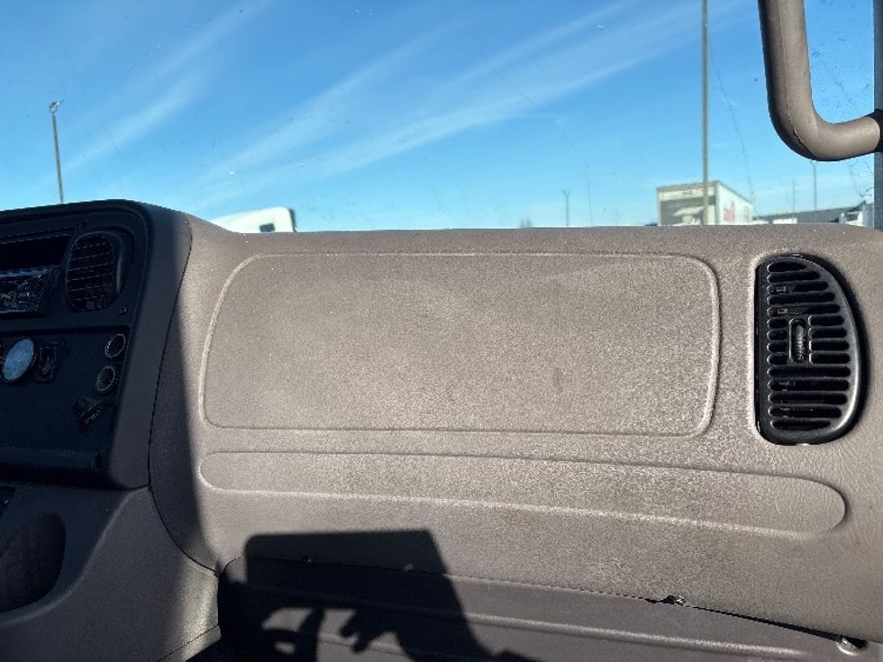 Refrigerated Truck-Light and Medium Duty Trucks-Freightliner-2019-M2-Columbus-OH-160,611\n\t\tmiles-$ 53,750 - Image 20