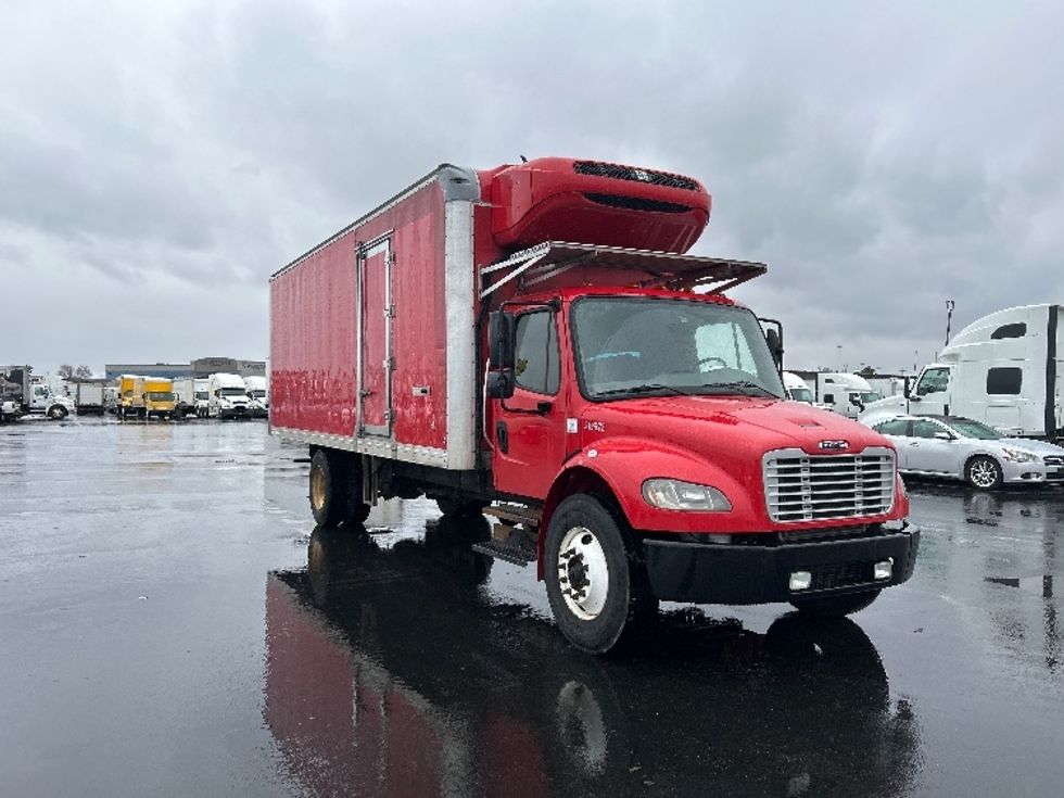 Refrigerated Truck-Light and Medium Duty Trucks-Freightliner-2019-M2-Columbus-OH-187,811\n\t\tmiles-$ 51,000 - Image 1