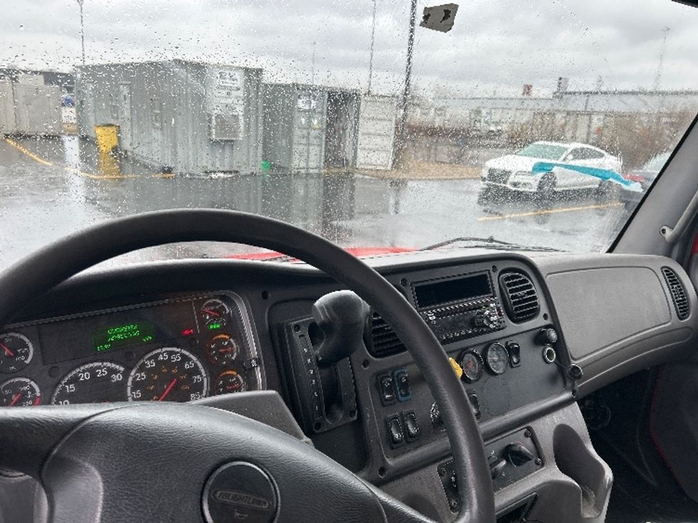 Refrigerated Truck-Light and Medium Duty Trucks-Freightliner-2019-M2-Columbus-OH-187,811\n\t\tmiles-$ 51,000 - Image 17