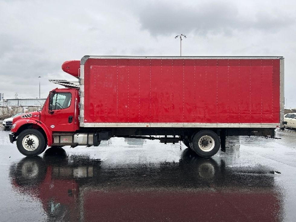 Refrigerated Truck-Light and Medium Duty Trucks-Freightliner-2019-M2-Columbus-OH-187,811\n\t\tmiles-$ 51,000 - Image 4