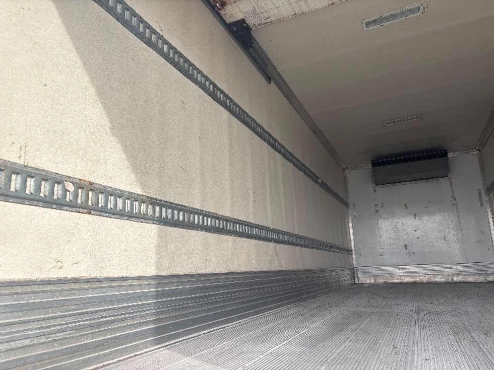 Refrigerated Truck-Light and Medium Duty Trucks-Freightliner-2019-M2-Columbus-OH-203,152\n\t\tmiles-$ 49,250 - Image 10
