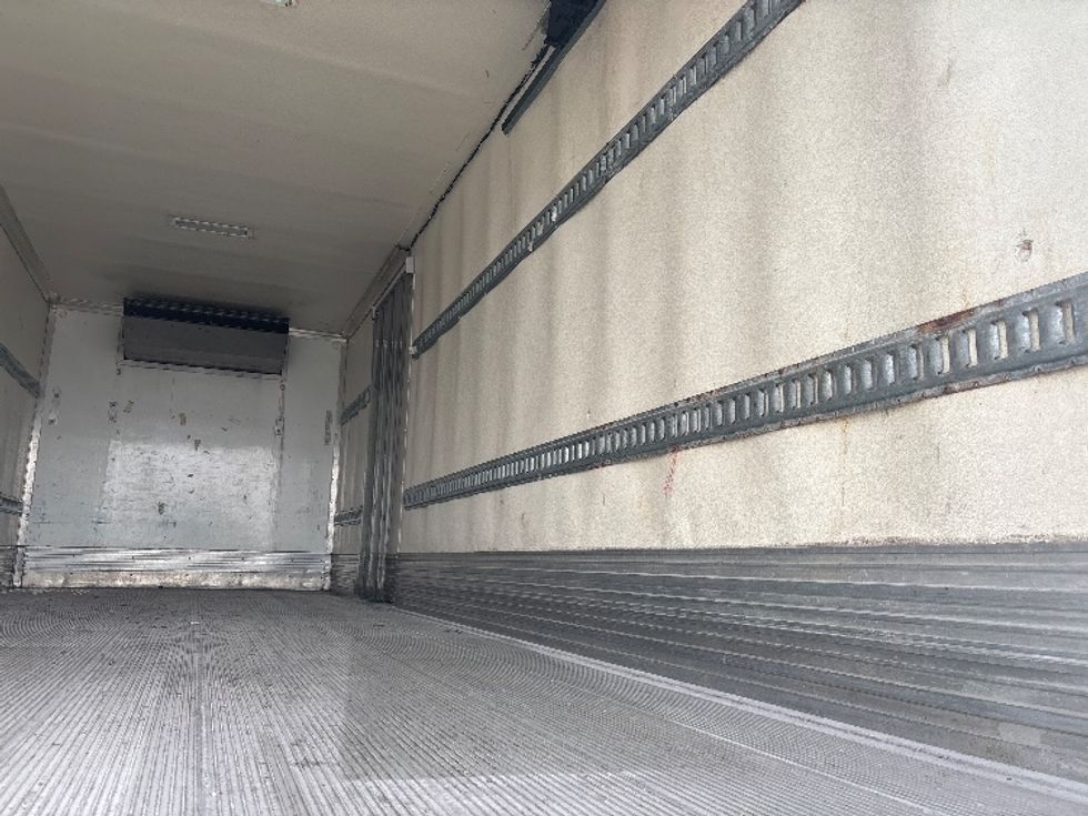 Refrigerated Truck-Light and Medium Duty Trucks-Freightliner-2019-M2-Columbus-OH-203,152\n\t\tmiles-$ 49,250 - Image 11