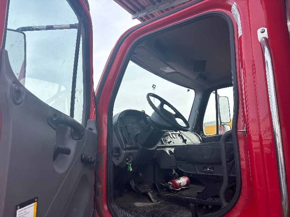 Refrigerated Truck-Light and Medium Duty Trucks-Freightliner-2019-M2-Columbus-OH-203,152\n\t\tmiles-$ 49,250 - Image 15