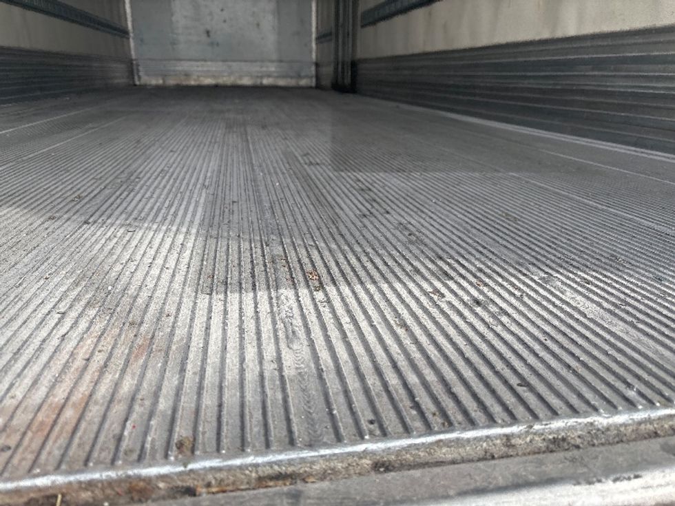 Refrigerated Truck-Light and Medium Duty Trucks-Freightliner-2019-M2-Columbus-OH-203,152\n\t\tmiles-$ 49,250 - Image 9