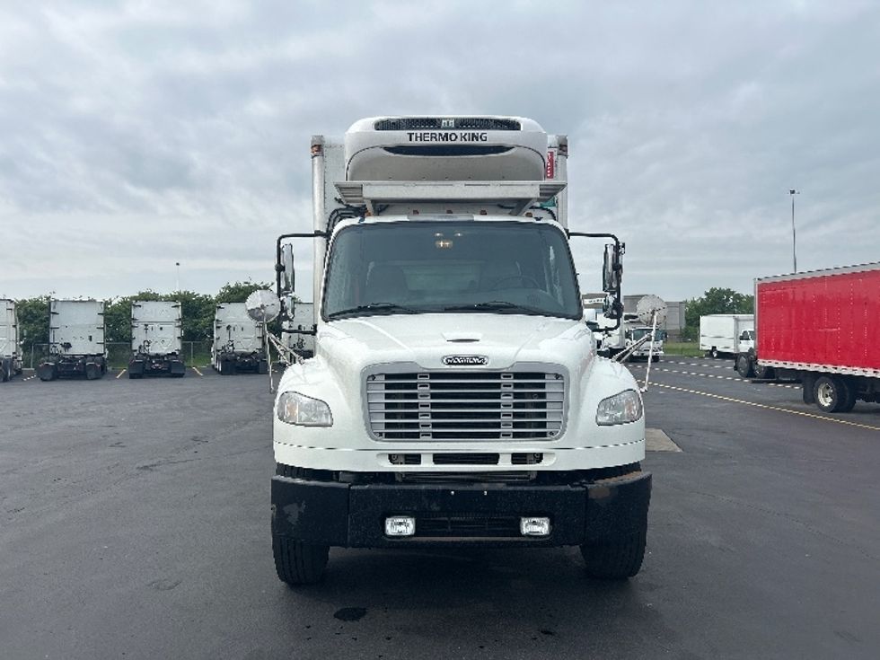 Refrigerated Truck-Light and Medium Duty Trucks-Freightliner-2019-M2-Columbus-OH-255,174\n\t\tmiles-$ 48,750 - Image 2