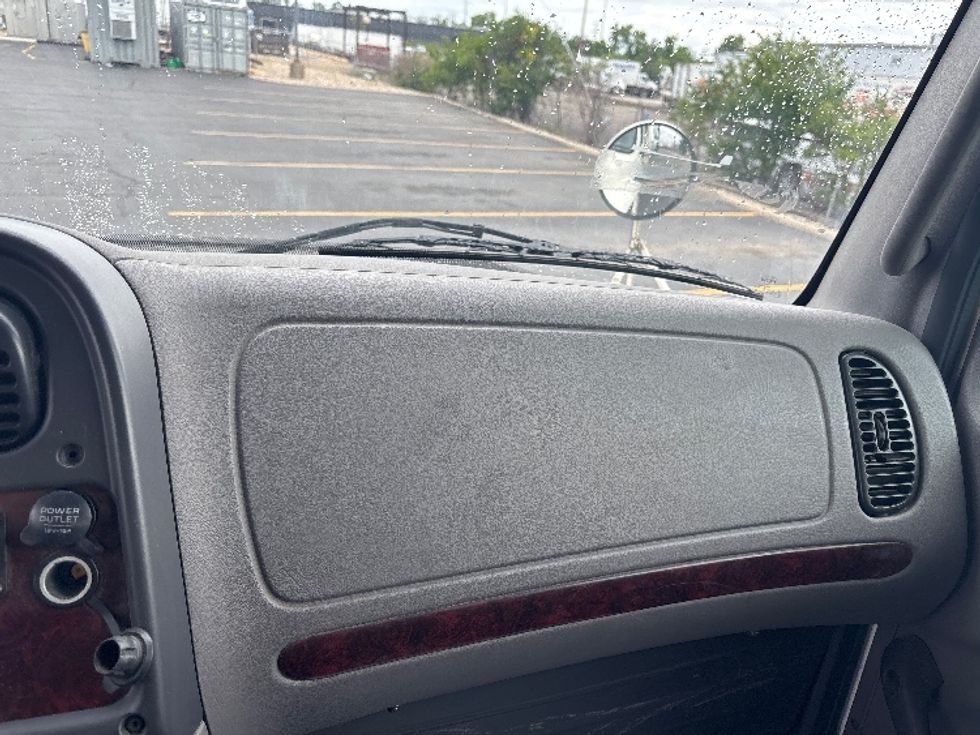 Refrigerated Truck-Light and Medium Duty Trucks-Freightliner-2019-M2-Columbus-OH-349,787\n\t\tmiles-$ 33,500 - Image 21