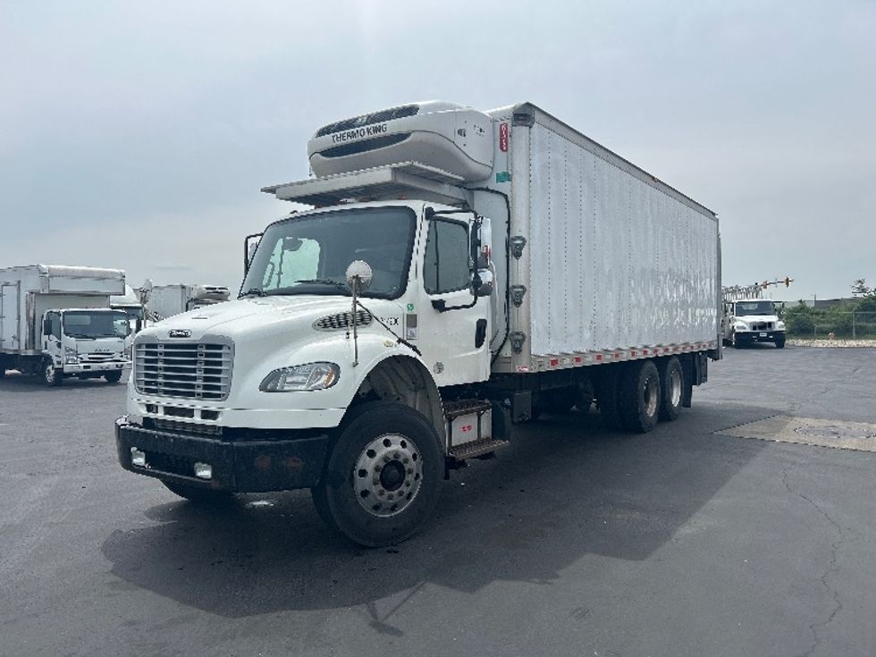 Refrigerated Truck-Light and Medium Duty Trucks-Freightliner-2019-M2-Columbus-OH-349,787\n\t\tmiles-$ 33,500 - Image 3