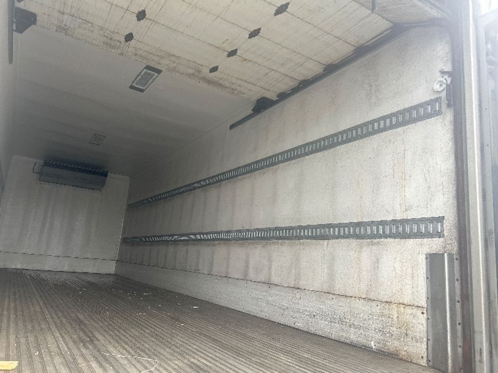 Refrigerated Truck-Light and Medium Duty Trucks-Freightliner-2019-M2-Columbus-OH-367,834\n\t\tmiles-$ 30,500 - Image 12