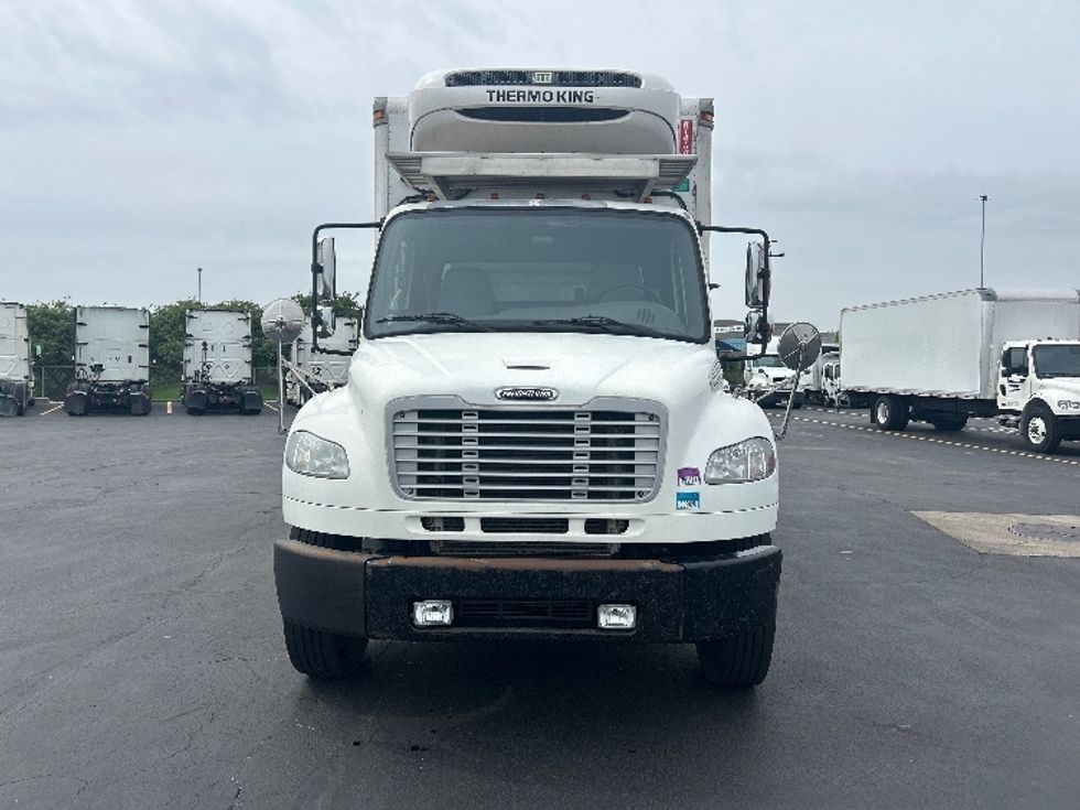 Refrigerated Truck-Light and Medium Duty Trucks-Freightliner-2019-M2-Columbus-OH-367,834\n\t\tmiles-$ 30,500 - Image 2