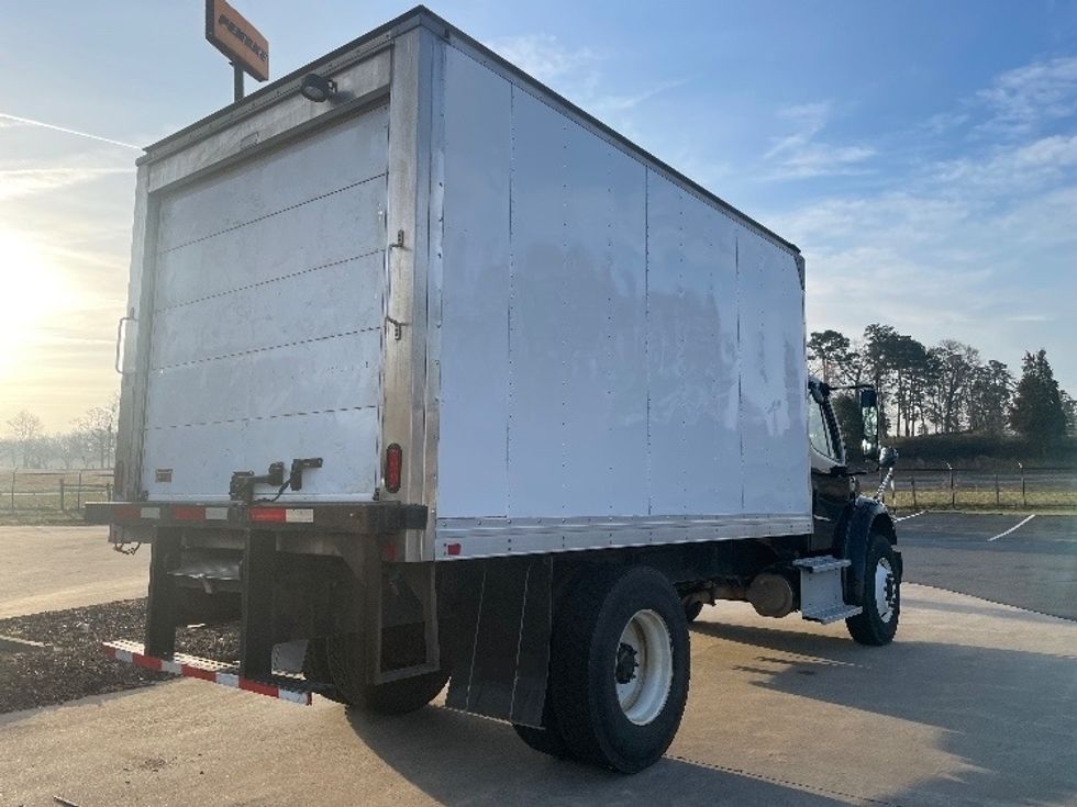Refrigerated Truck-Light and Medium Duty Trucks-Freightliner-2019-M2-Concord-NC-143,829\n\t\tmiles-$ 48,250 - Image 12