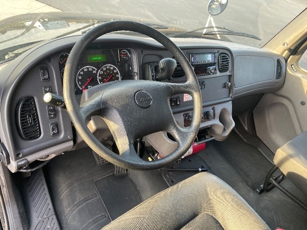 Refrigerated Truck-Light and Medium Duty Trucks-Freightliner-2019-M2-Concord-NC-143,829\n\t\tmiles-$ 48,250 - Image 16