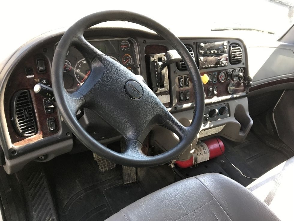 Refrigerated Truck-Light and Medium Duty Trucks-Freightliner-2019-M2-Dartmouth-NS-303,009\n\t\tkm-$ 61,500 - Image 18