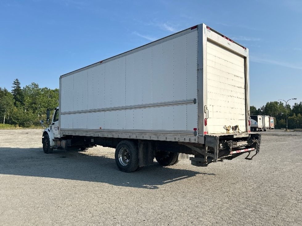 Refrigerated Truck-Light and Medium Duty Trucks-Freightliner-2019-M2-Dartmouth-NS-303,009\n\t\tkm-$ 61,500 - Image 6