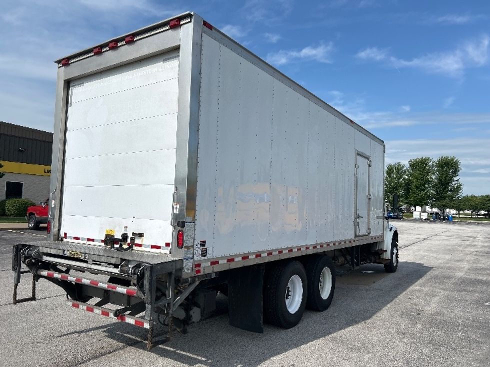 Refrigerated Truck-Light and Medium Duty Trucks-Freightliner-2019-M2-Davenport-IA-186,331\n\t\tmiles-$ 64,750 - Image 13