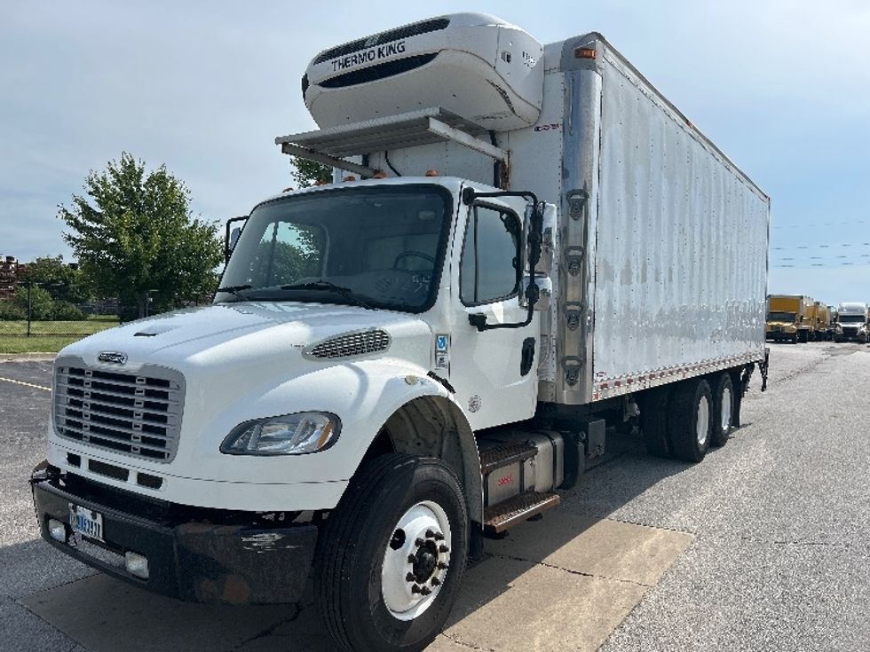 Refrigerated Truck-Light and Medium Duty Trucks-Freightliner-2019-M2-Davenport-IA-186,331\n\t\tmiles-$ 64,750 - Image 3